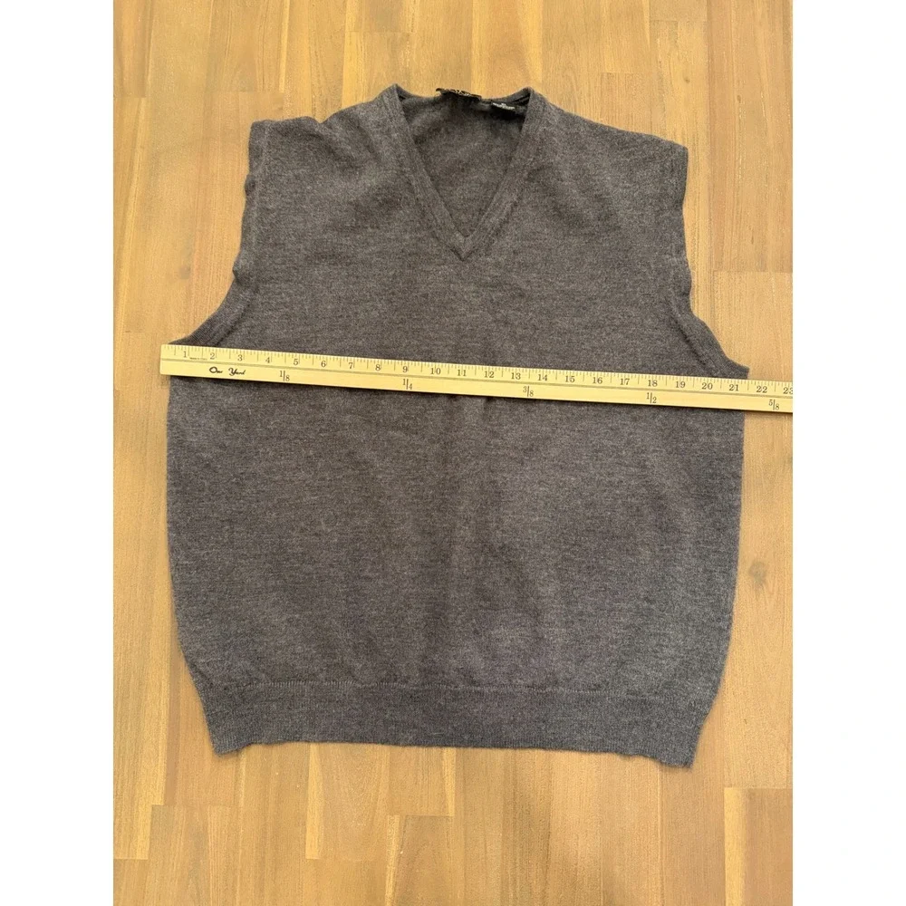 JOS A BANK Mens XL V Neck Merino Wool Sweater Vest Dark Gray Sleeveless Pullover
